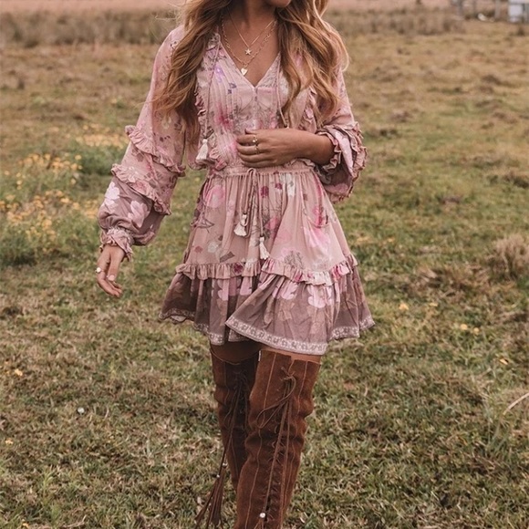 SOLD OUT Boho Gypsy Floral Long Sleeve Ruffle Mini Dress - Picture 2 of 10